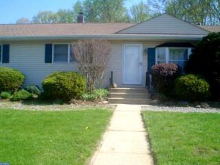 40 Lake Dr, Roosevelt, NJ 08555-7007