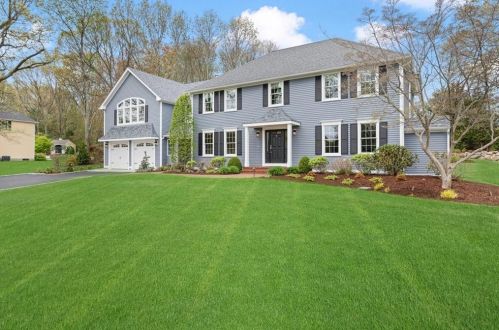 19 Jodie Beth Dr, Warwick, RI 02818-1521