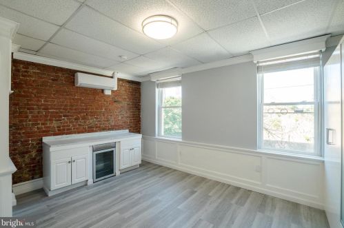 1003 13th St, Philadelphia, PA 19147-3605