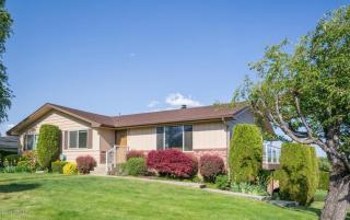 201 70th Ave, Yakima, WA 98908-1677