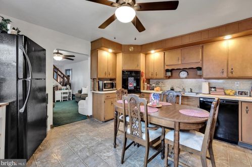 47 Maple Ave, Primrose PA 17901-8950 exterior