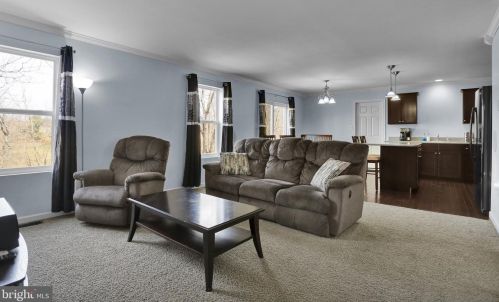 410 4th St, New Schaefferstown, PA 19506-9540