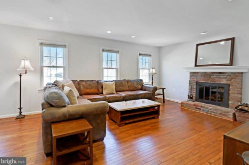 1920 Chapel Hill Rd, Silver Spring MD 20906-1113 exterior