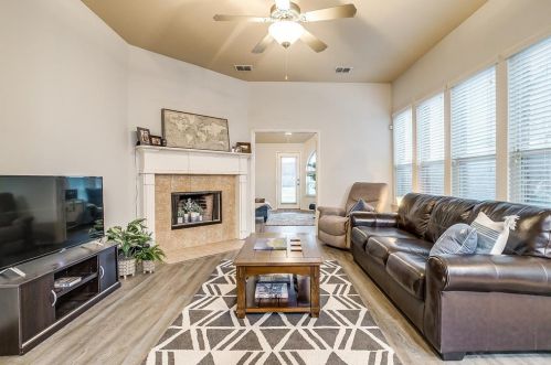 154 Briar Grove Dr, Princeton TX  75407-2677 exterior