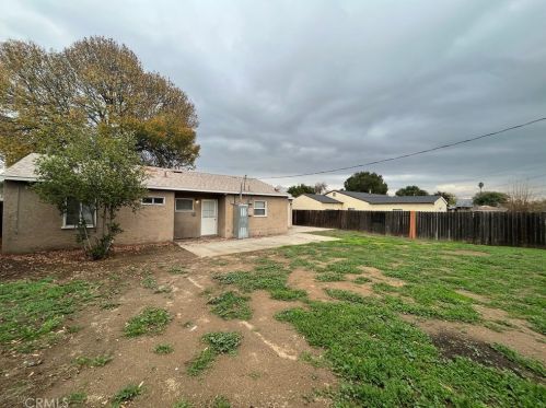 9230 Philbin Ave, Riverside CA  92503-8607 exterior