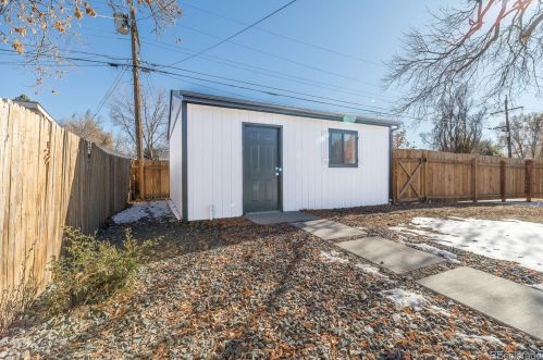 1100 Emporia St, Denver CO  80010-3219 exterior