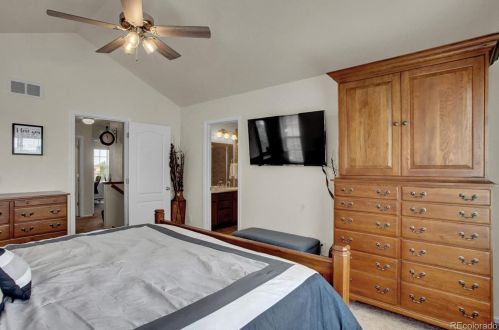 24364 4th Dr, Aurora CO  80018-1593 exterior