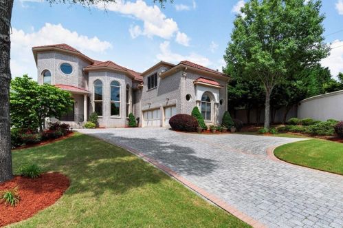 1150 Monte Dr, Marietta, GA 30062-2898