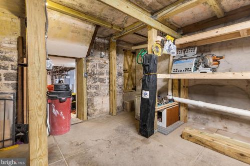 529 56th St, Philadelphia PA  19143-1925 exterior