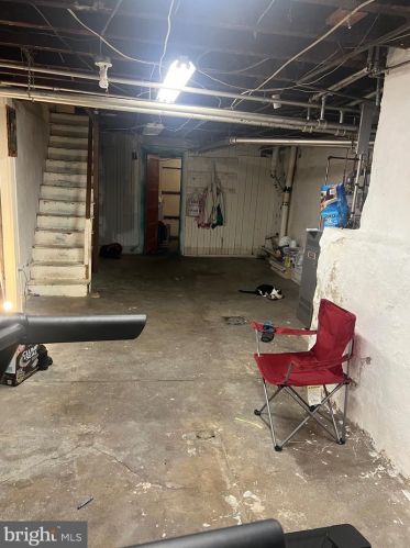 5430 Large St, Philadelphia PA  19124-1122 exterior