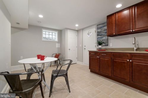 514 Silver Spring Ave, Silver Spring MD 20910-4616 exterior