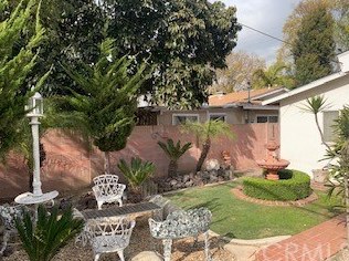 1306 Sullivan St, Santa Ana CA 92704-3145 exterior