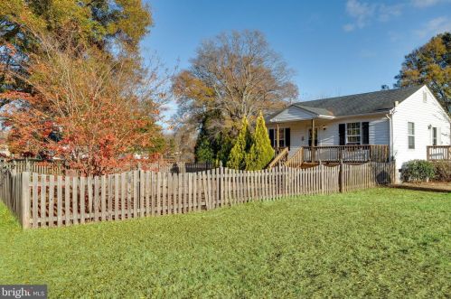 11686 Stonewall Jackson Rd, Woodford, VA 22580-3132