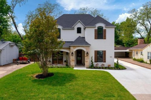 833 Northwood Rd, Fort Worth TX  76107-1031 exterior