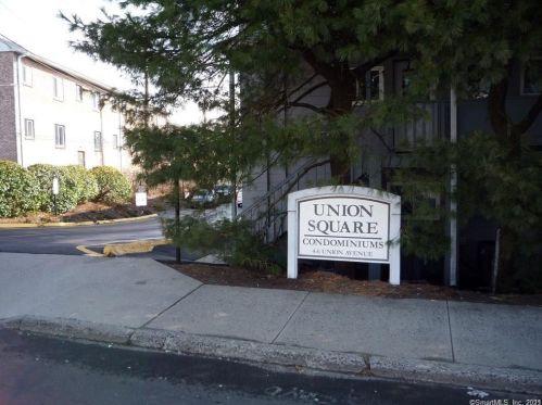 4 Union Ave, Norwalk CT  06851-3739 exterior