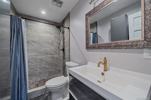 2836 Paris St, Denver CO  80014-3115 exterior