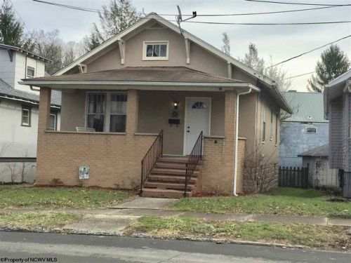 124 Delaware Ave, Elkins, WV 26241-3735