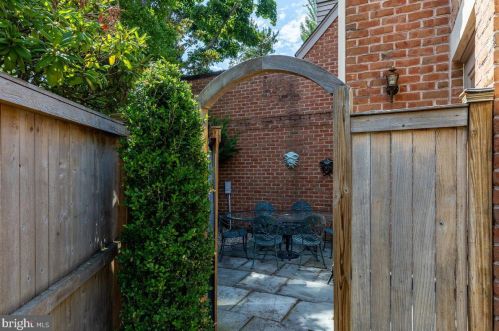 4 Firestone Ct, Princeton NJ  exterior