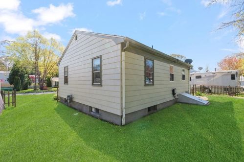 120 Inkberry Trl, South Kingstown, RI 02882-2420