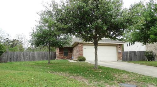 1404 Natural Pine Trl, Conroe TX  77301-7188 exterior
