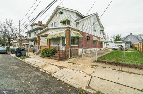 945 Revere Ave, Trenton, NJ 08629-2624