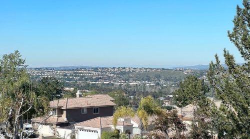 405 Laureltree Dr, Anaheim CA  92808-1648 exterior