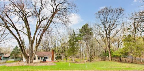 215 Briarwood Ave, Saint Paul MN  55115-1401 exterior