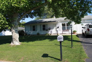703 Lynda Rd, Delaware Park, NJ 08865-1744