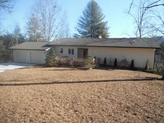 24 Moore Dr, Otto, NC 28763-4502