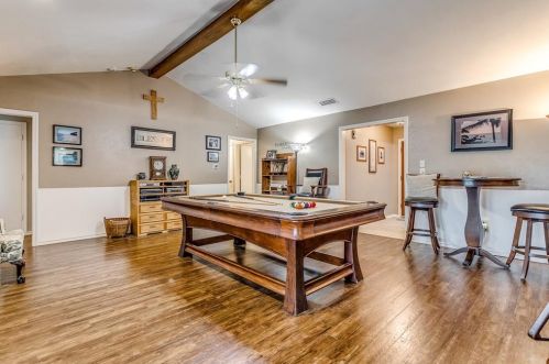 2820 Cliffbrook Dr, Carrollton TX 75007-5709 exterior