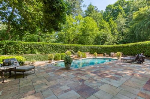 3015 Andrews Dr, Atlanta GA  30305-2001 exterior