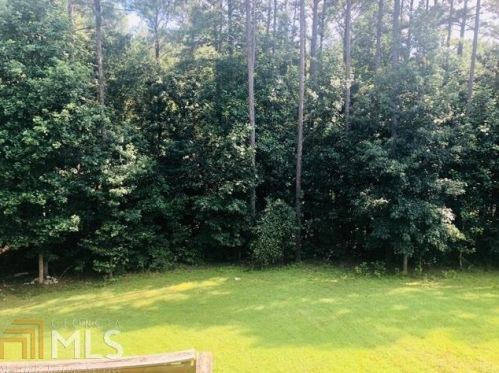 2917 Red Leaf Ct, Conyers, GA 30094-8028