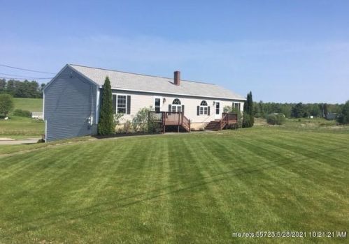 1 Watsons Ln, Lisbon, ME 04250-6035