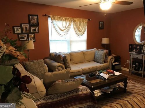 139 Buckeye Dr, Rockmart, GA 30153-6852