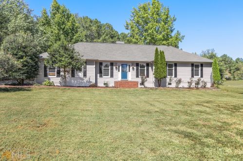 3521 Camelot Way, Loganville, GA 30052-4071