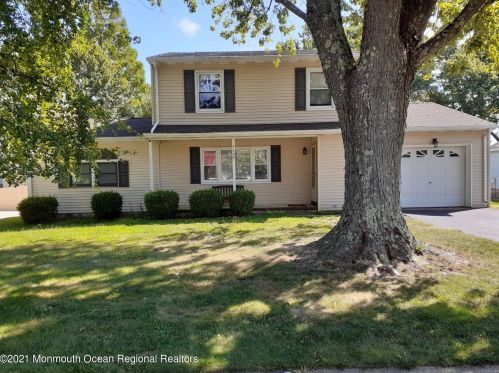 823 Hazelton Ave, Lacey Township, NJ 08734-2510