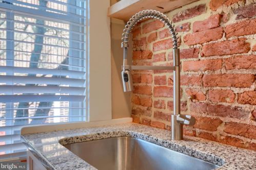 26 Vine St, Lancaster PA  17603-5259 exterior