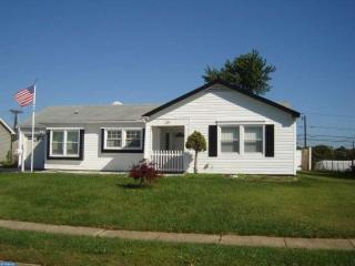 26 Needlepoint Ln, Willingboro, NJ 08046-1928
