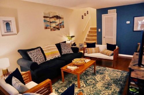 2716 Suwanee Way, Marietta, GA 30067-6262