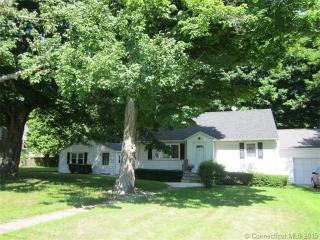 18 Gilbert Ln, Watertown, CT 06795-2721