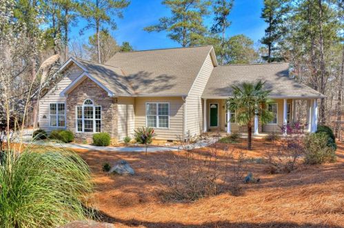 203 Hummingbird Ln, Mc Cormick, SC 29835-2909