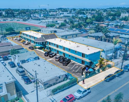 1228 Division St, Oceanside, CA 92054-3282
