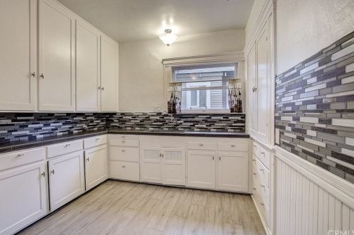 7211 Washington Ave, Whittier CA 90602-2233 exterior