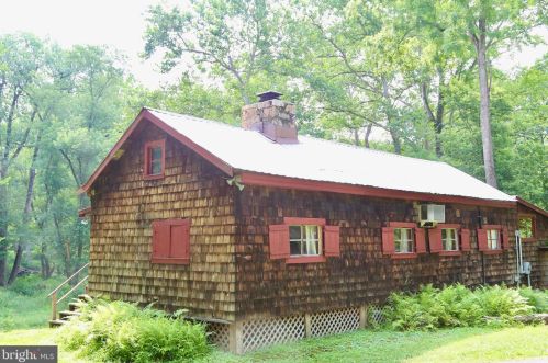 9897 Carpers Pike, Yellow Spring, WV 26865