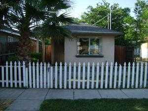 76 1st St, Tracy, CA 95376-4556