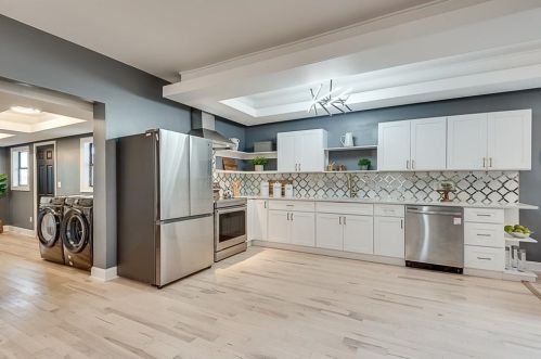 670 Federal Ter, Atlanta GA  30315-4433 exterior