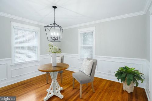 450 Elm Ave, Tavistock NJ  08033-2645 exterior