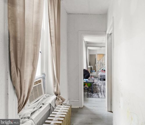 1712 22nd St, Philadelphia PA 19140-4722 exterior