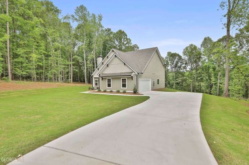 2288 Martin Mill Rd, Newnan, GA 30263-5201
