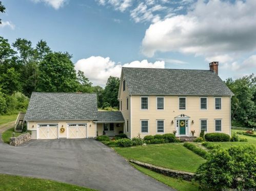 200 Arch Bridge Rd, Bethlehem, CT 06751-1616